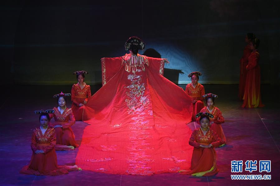 （文化）（5）沙漠实景剧《敦煌盛典》“新貌”迎客
