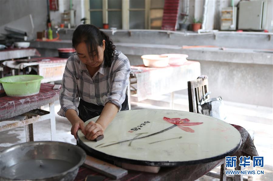 (社会)(5)天水雕漆——精雕细绘 匠心“守”艺