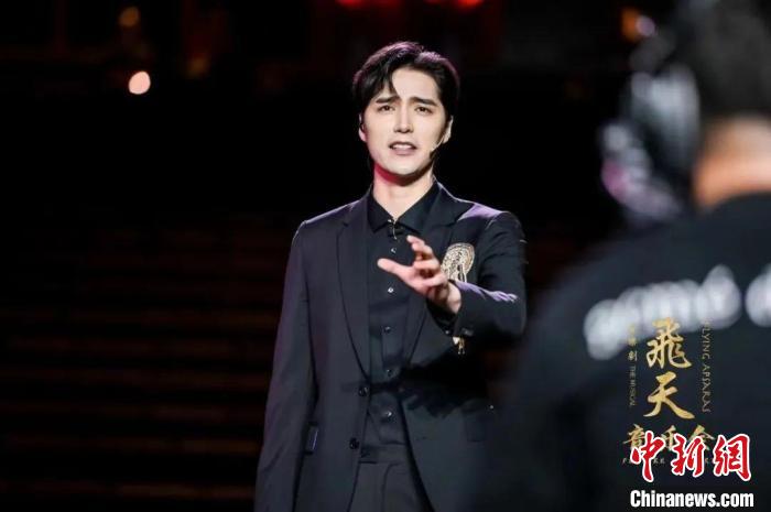 特邀嘉宾阿云嘎倾情演唱 剧组供图 特邀嘉宾阿云嘎倾情演唱 剧组供图