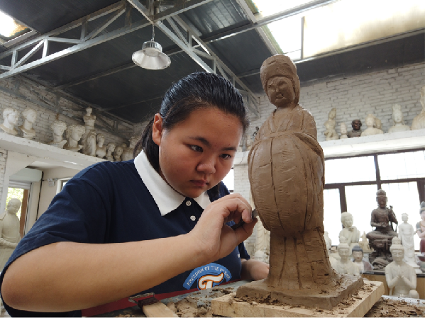 【简牍中国】视频｜工匠村体验游“火” 起来，敦煌文化“活”起来