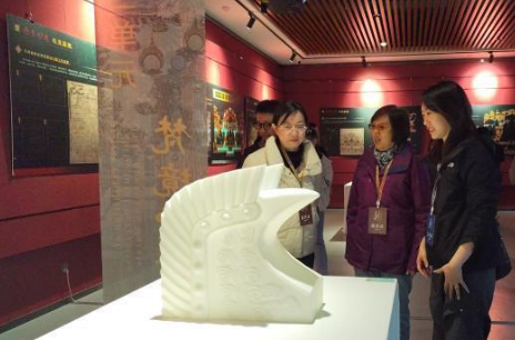 敦煌壁画建筑艺术数字化展在兰州开展