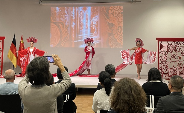 甘肃文旅推介活动在柏林成功举办