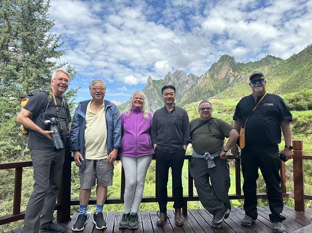 美国旅游作家与摄影师协会采风团走进甘肃开启文化与自然的探索之旅
