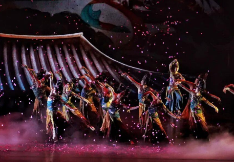 《乐动敦煌》《千手千眼》入选第二批全国旅游演艺精品名录