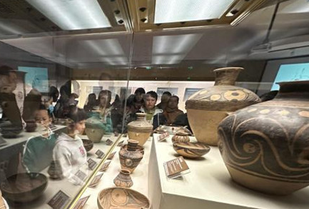 甘肃省博物馆启“彩陶修复工坊”解锁“彩陶之路”文明密码