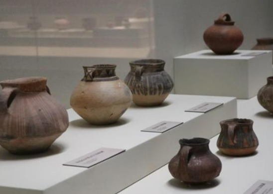 新疆甘肃携手展史前彩陶西渐路