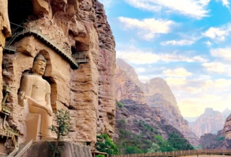 临夏州首个国家5A级旅游景区炳灵寺世界文化遗产旅游区——石窟映千年　文旅焕新姿